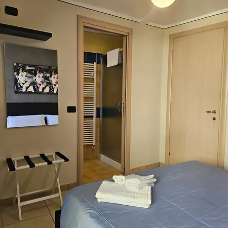 Fiore Rosso Apartamento Stresa